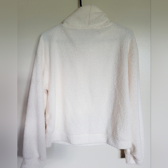 NWT Wallflower Women's Sherpa Pullover Side Zip Pocket Size Large - Picture 2 of 7